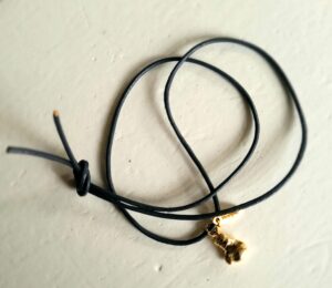 Empowerment armbandje zwart